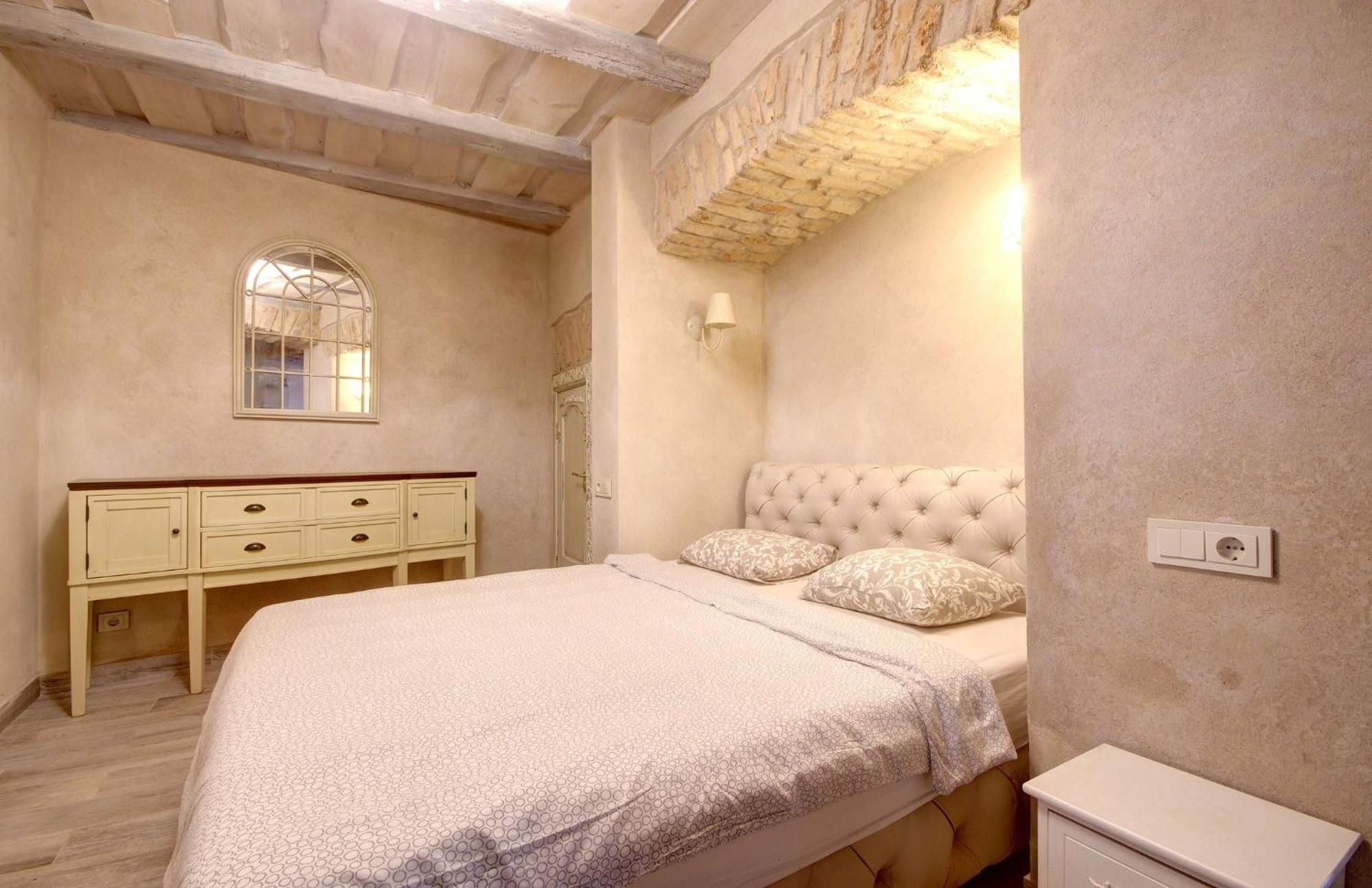 Historical Apartments X Free Parking Self Check In 24X7 By H&H Вильнюс Экстерьер фото